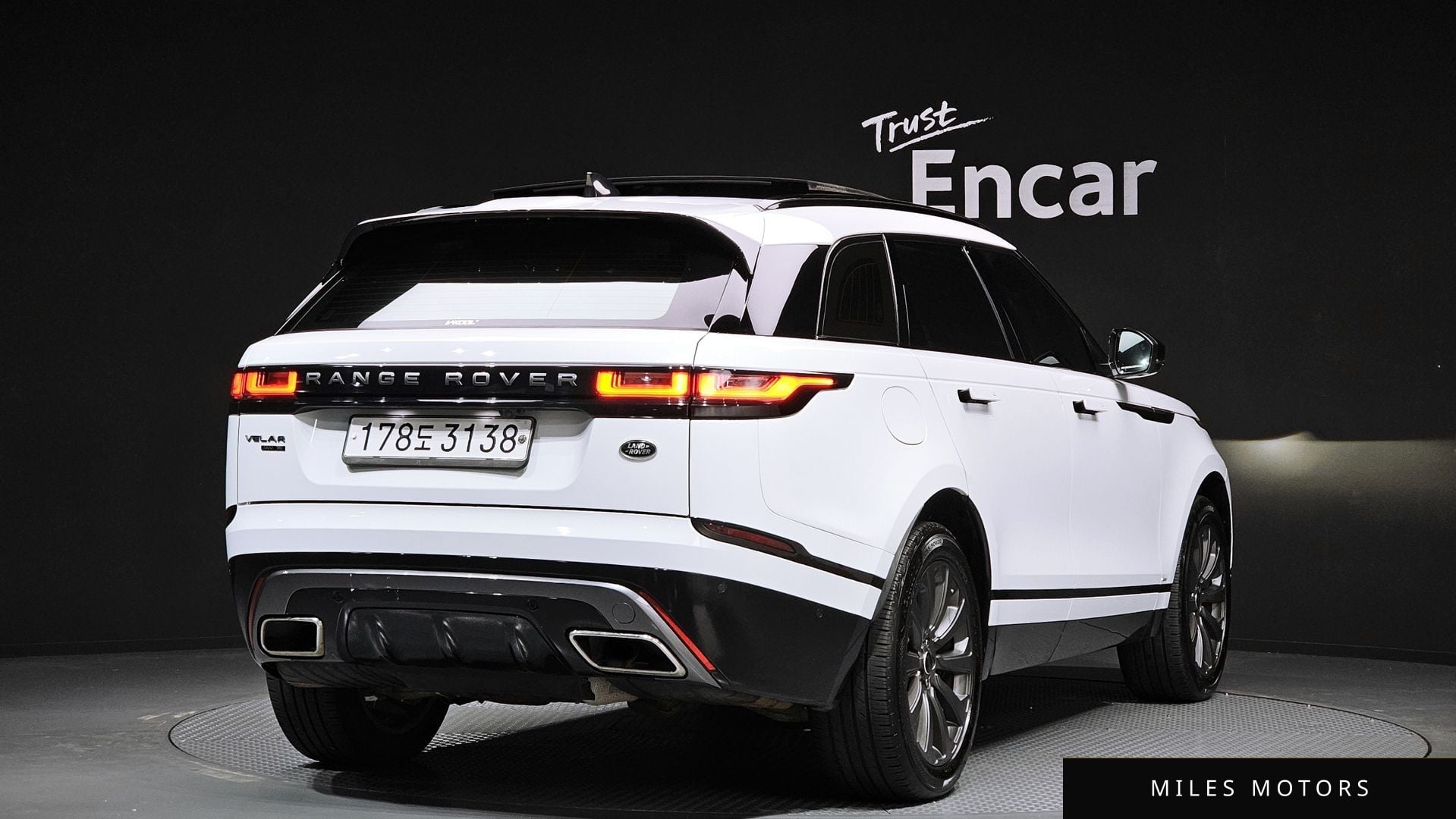Land Rover Range Rover Velar 2019 — миниатюра 2