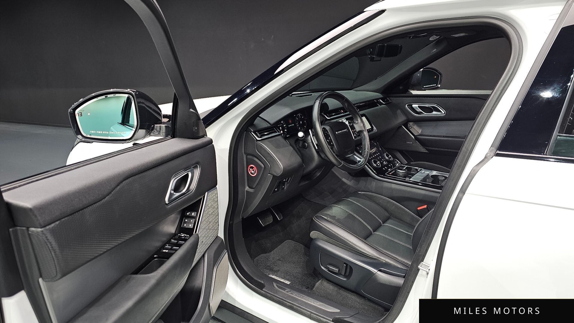 Land Rover Range Rover Velar 2019 — миниатюра 11