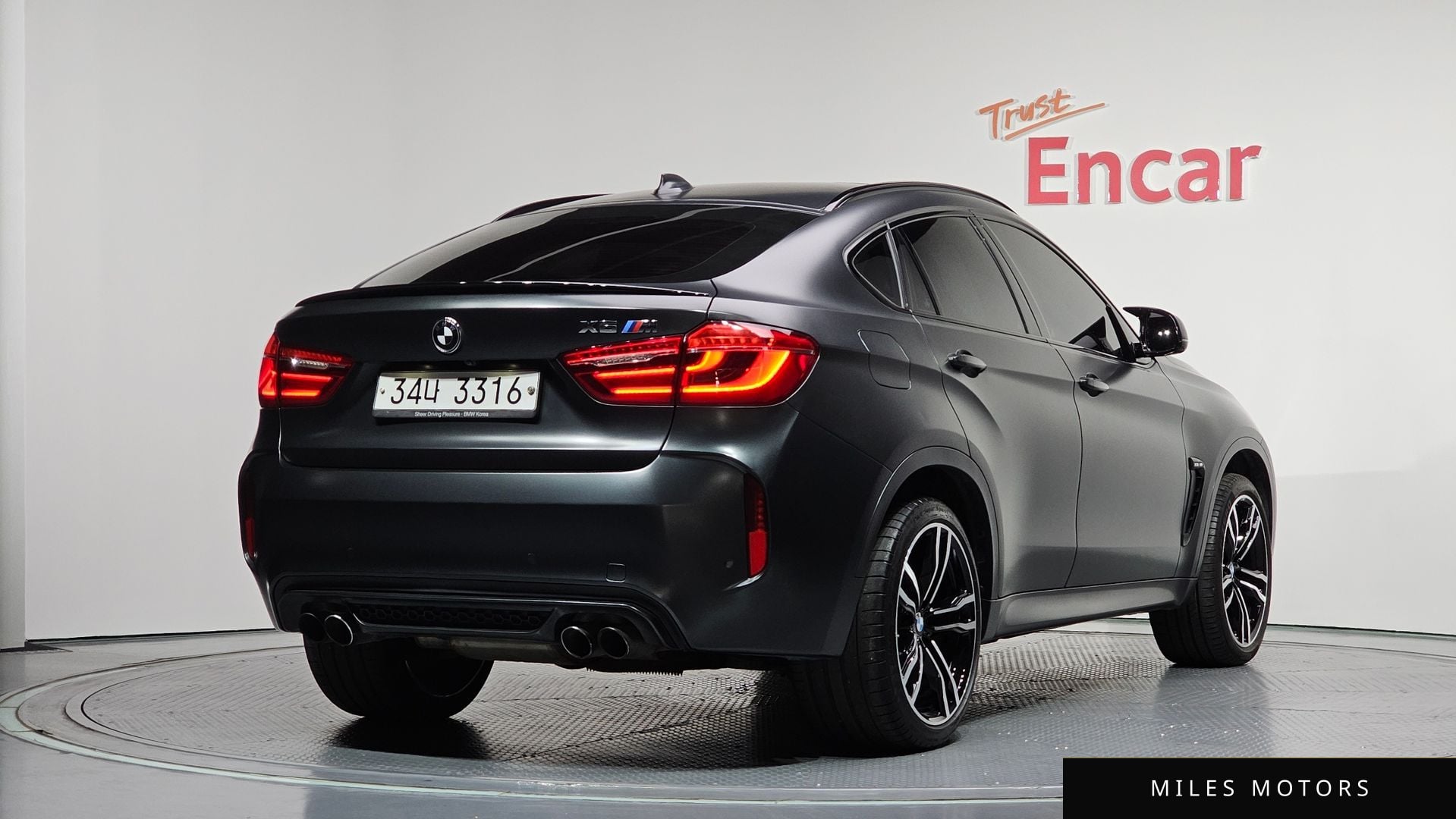 BMW X6M (F16) 2017 — миниатюра 2