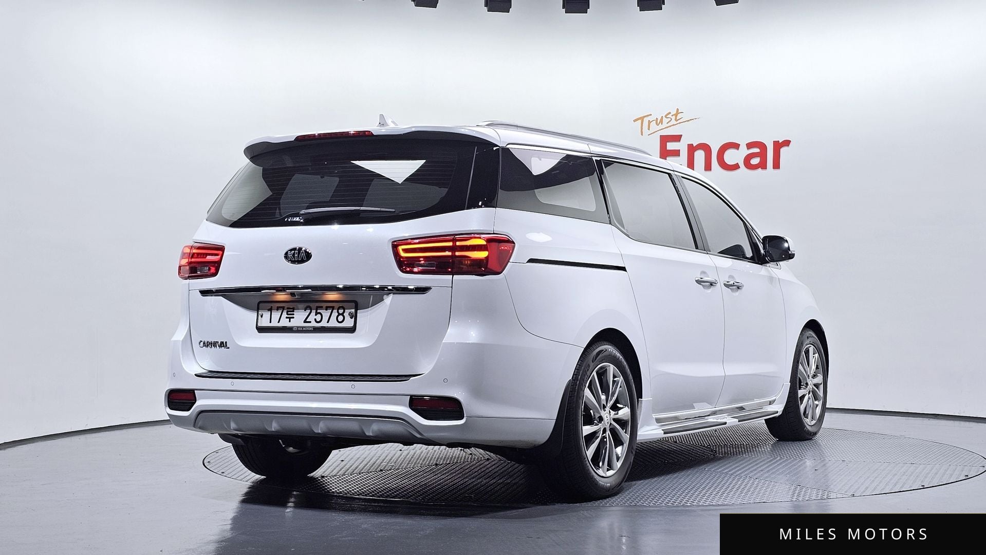 Kia Canival 2019 — миниатюра 2