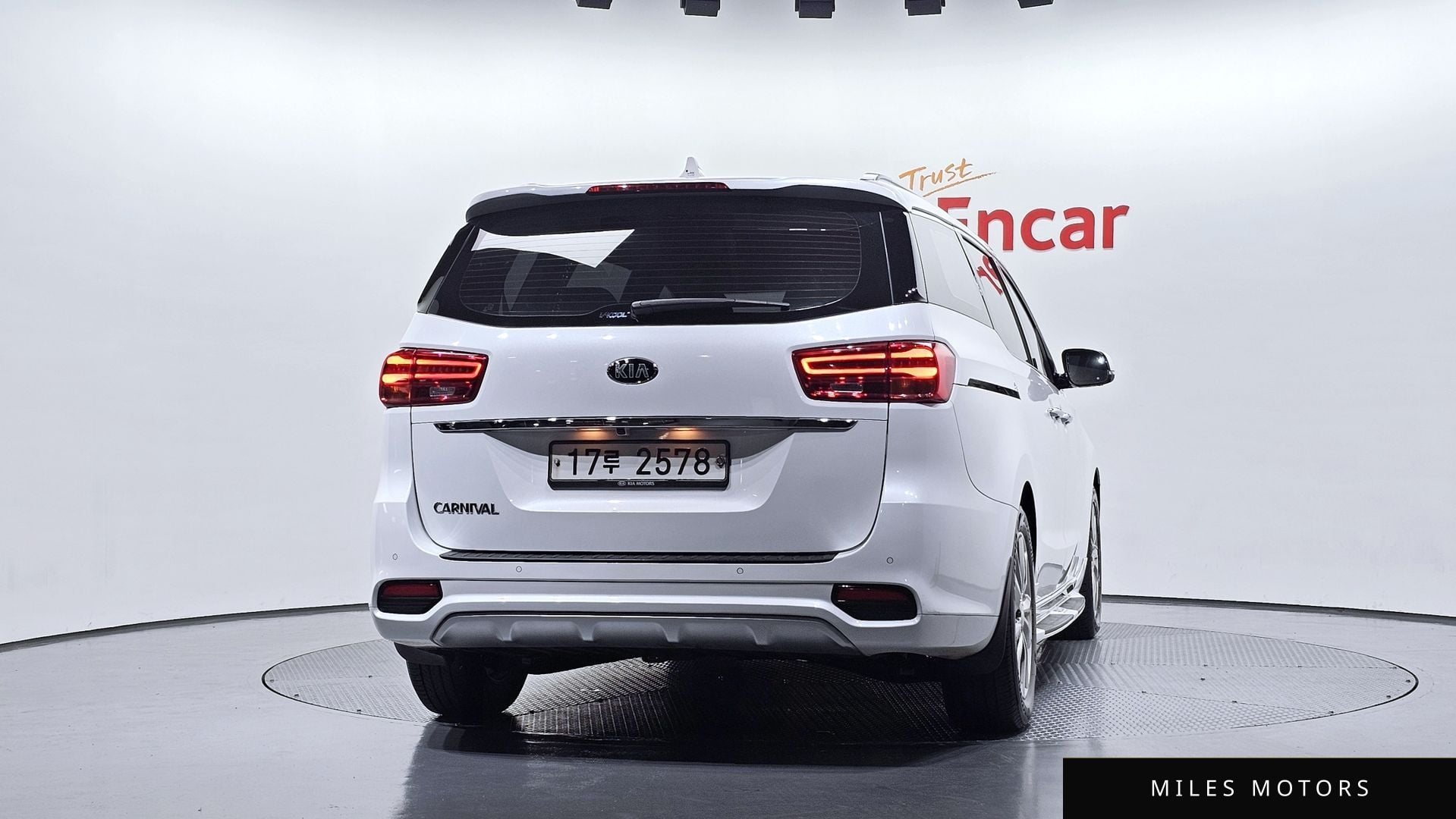 Kia Canival 2019 — миниатюра 4