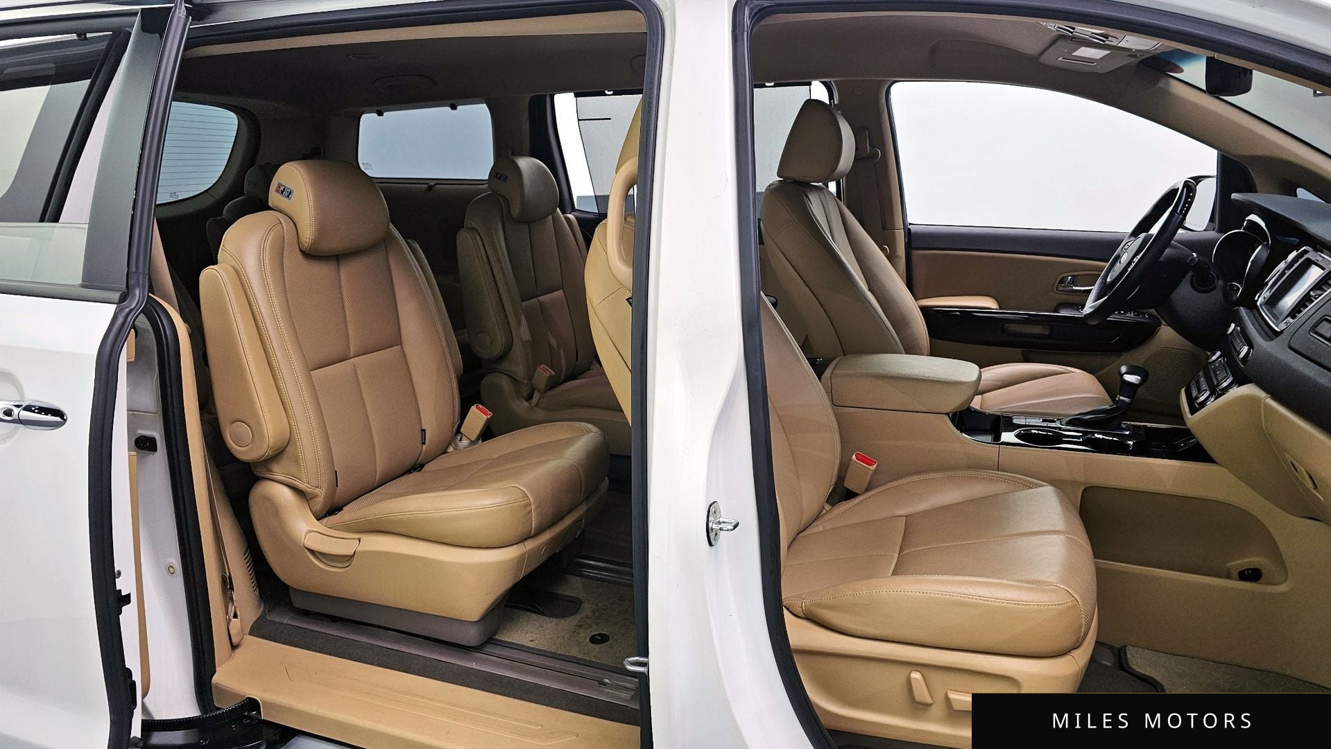 Kia Canival 2019 — миниатюра 10