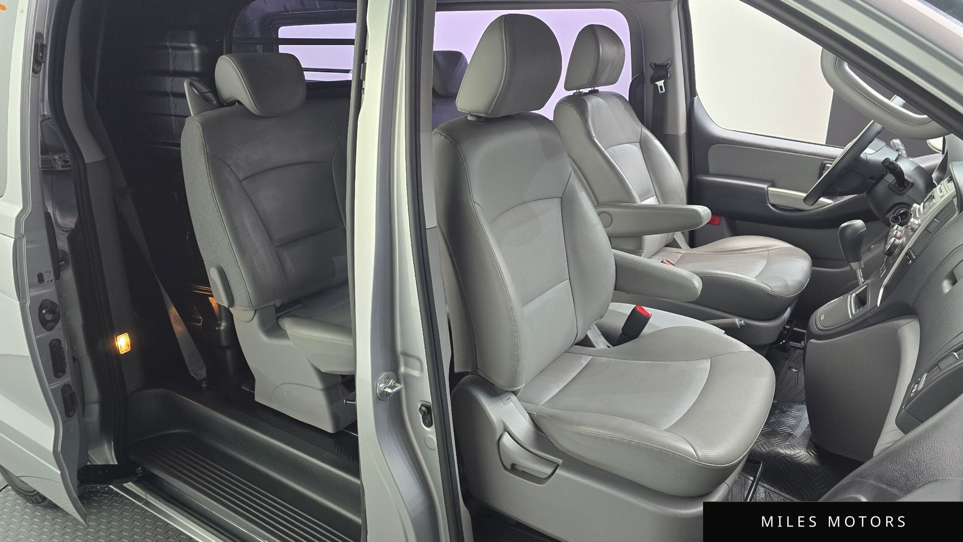 Hyundai Starex 2015 — миниатюра 12