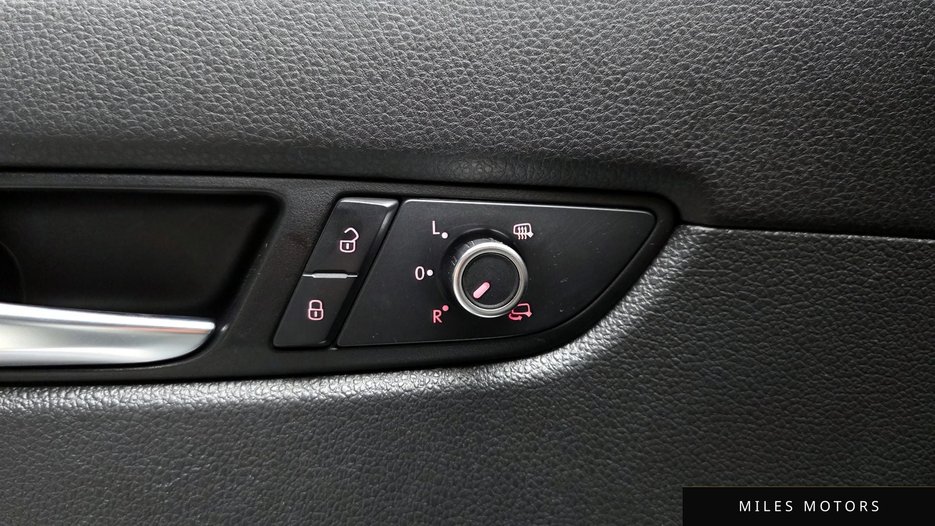Volkswagen 뉴 파사트 2015 — миниатюра 18