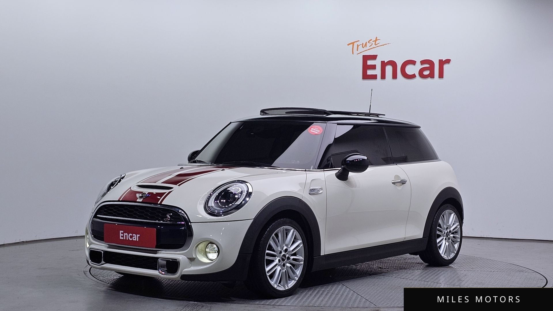 MINI Cooper S 2015 — фото 1 из 12