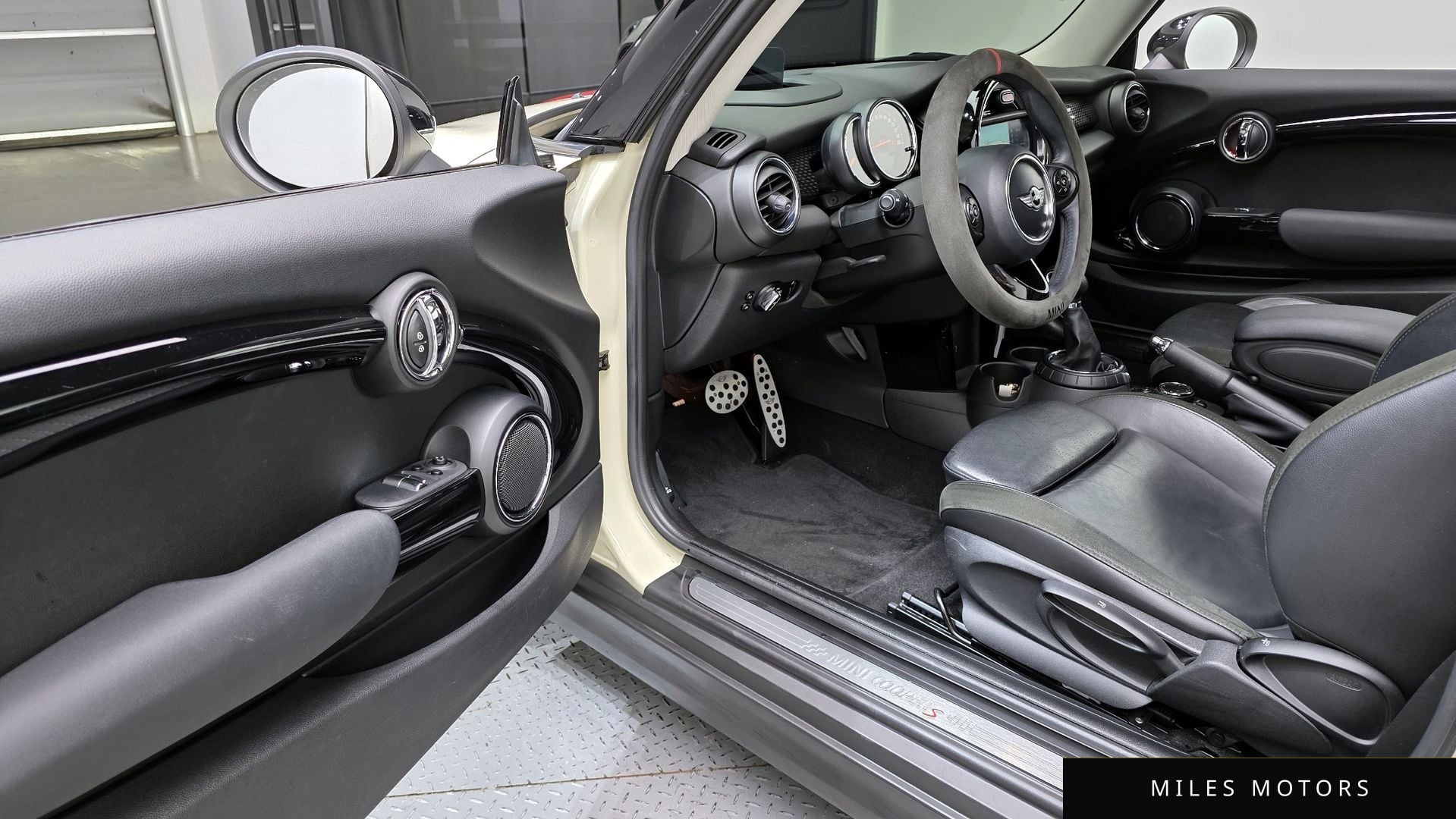 MINI Cooper S 2015 — миниатюра 11