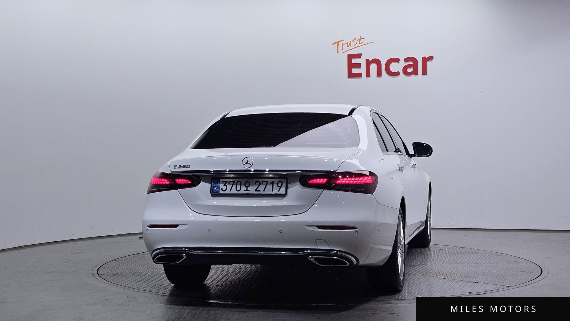 Mercedes-Benz E-Class W213 2022 — миниатюра 4