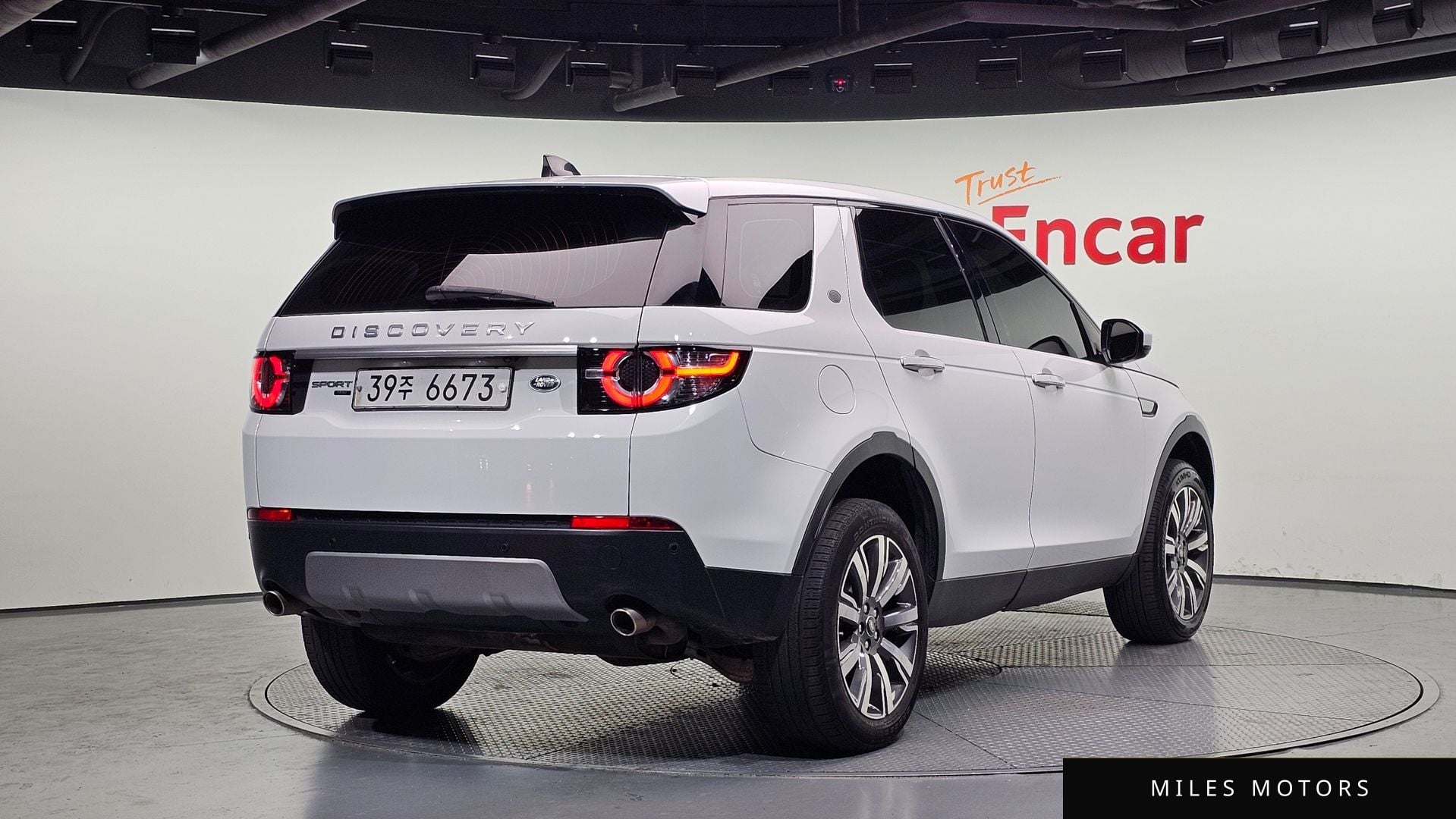 Land Rover Discovery Sport 2018 — миниатюра 2