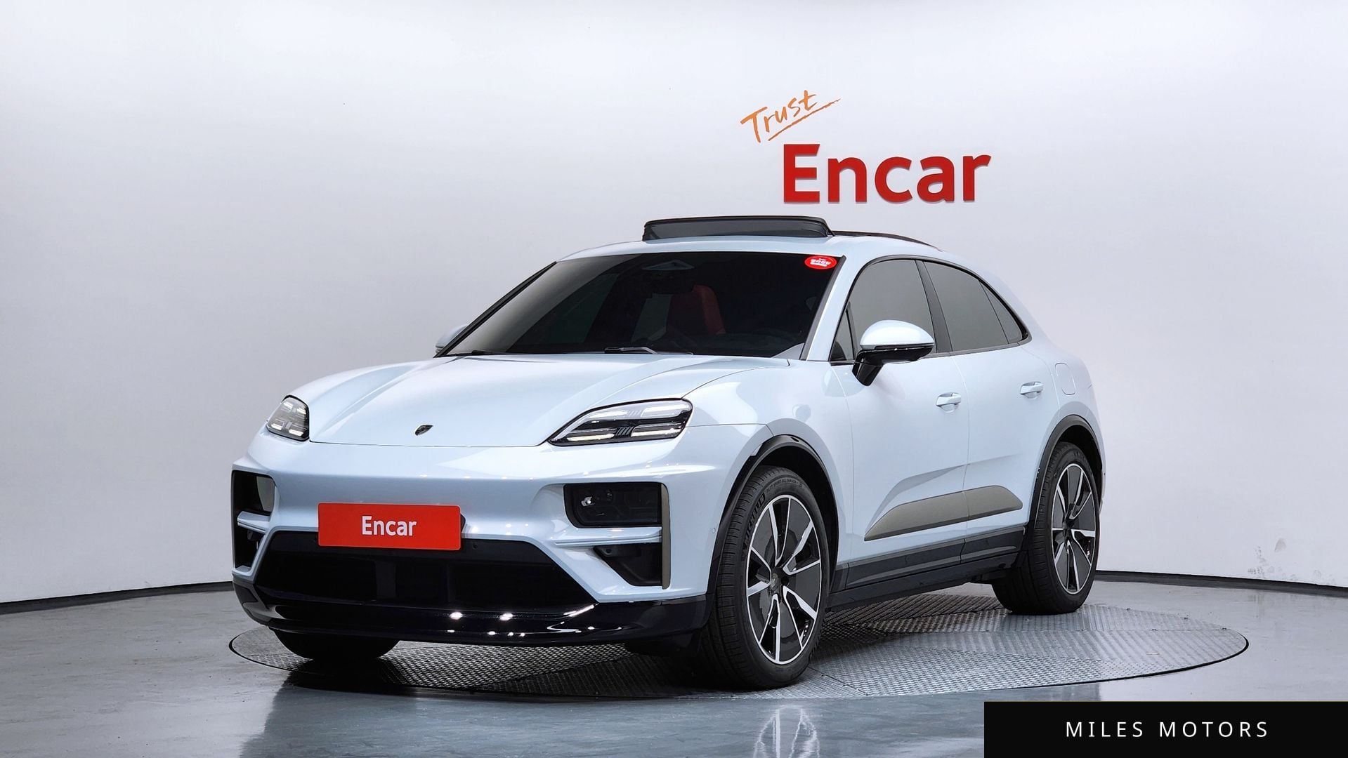 Porsche Macan 2025