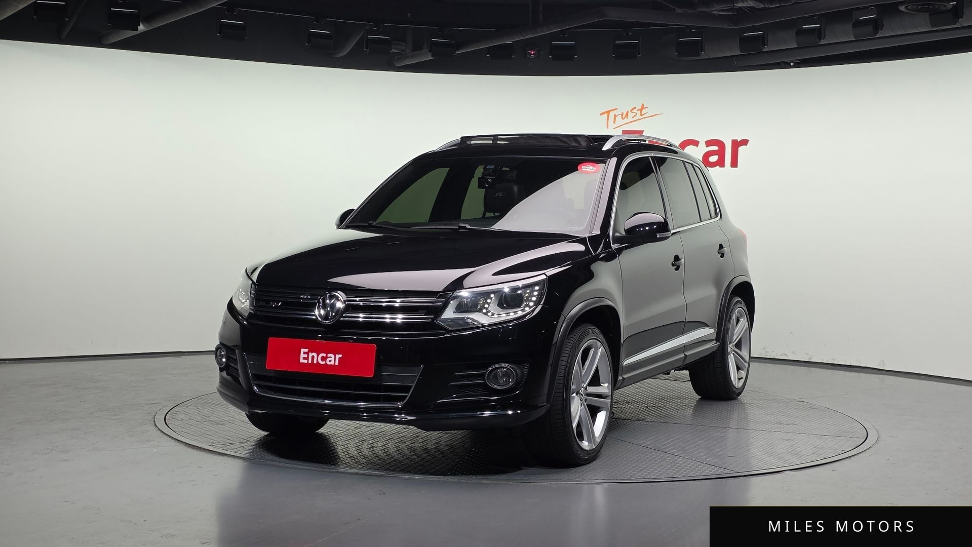 Volkswagen Tiguan 2013 — фото 1 из 12