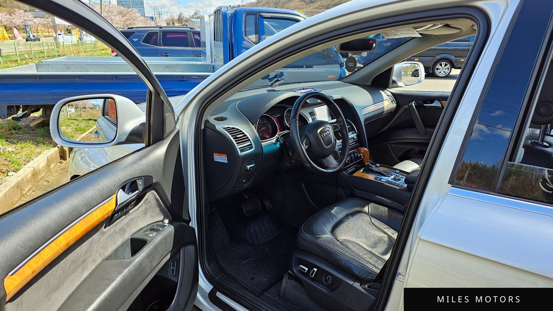 Audi Q7 2011 — миниатюра 11