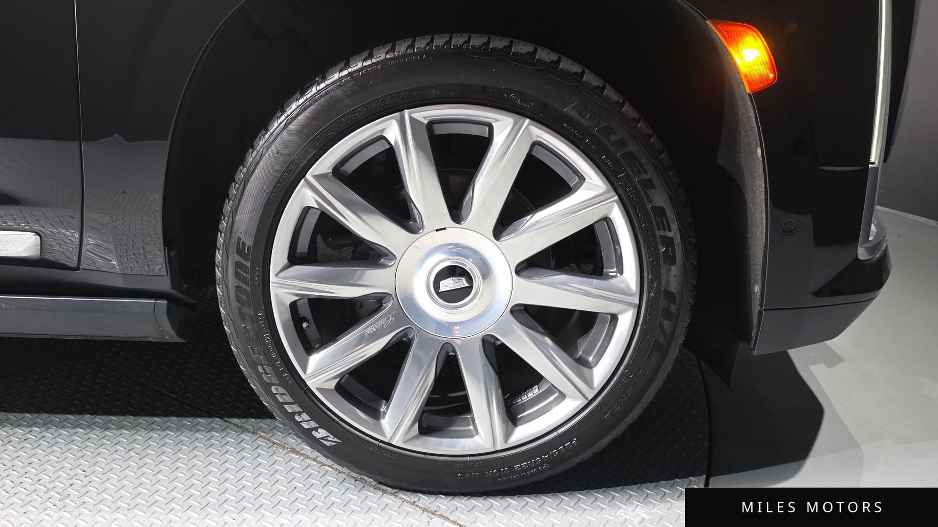 Cadillac 에스컬레이드 2023 — миниатюра 5