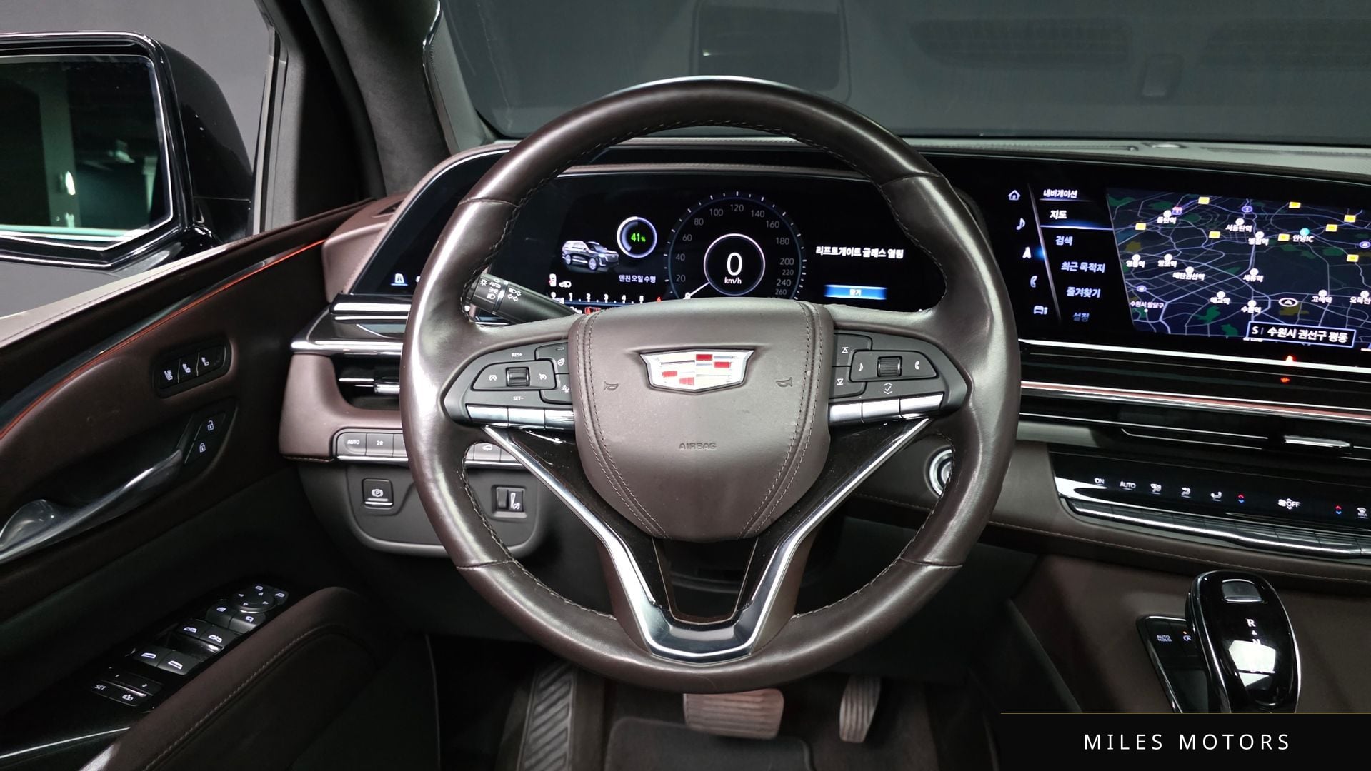 Cadillac 에스컬레이드 2023 — миниатюра 13