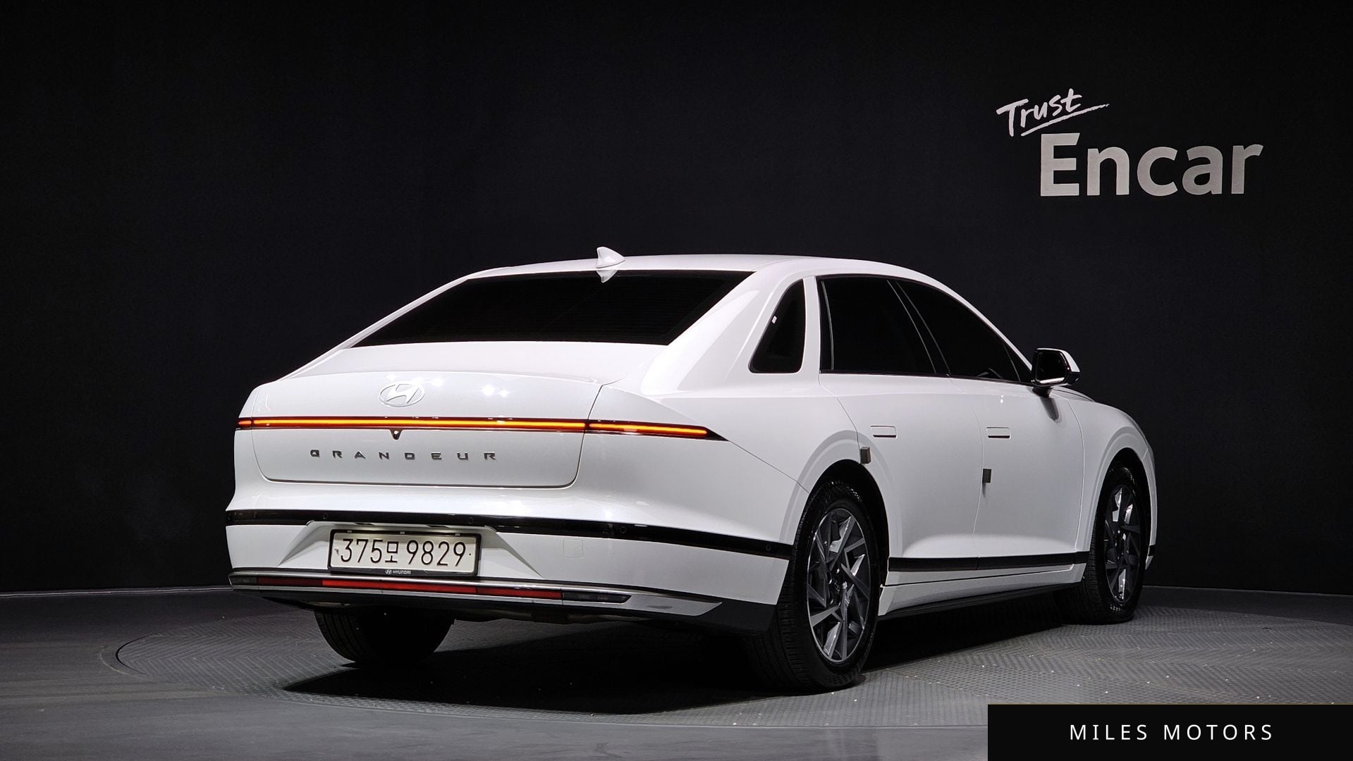 Hyundai Grandeur 2023 — миниатюра 2