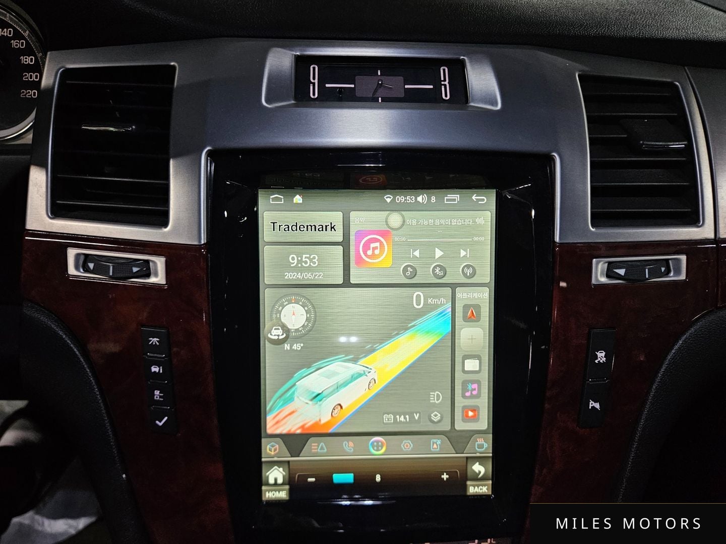 Cadillac Escalade 2009 — миниатюра 12