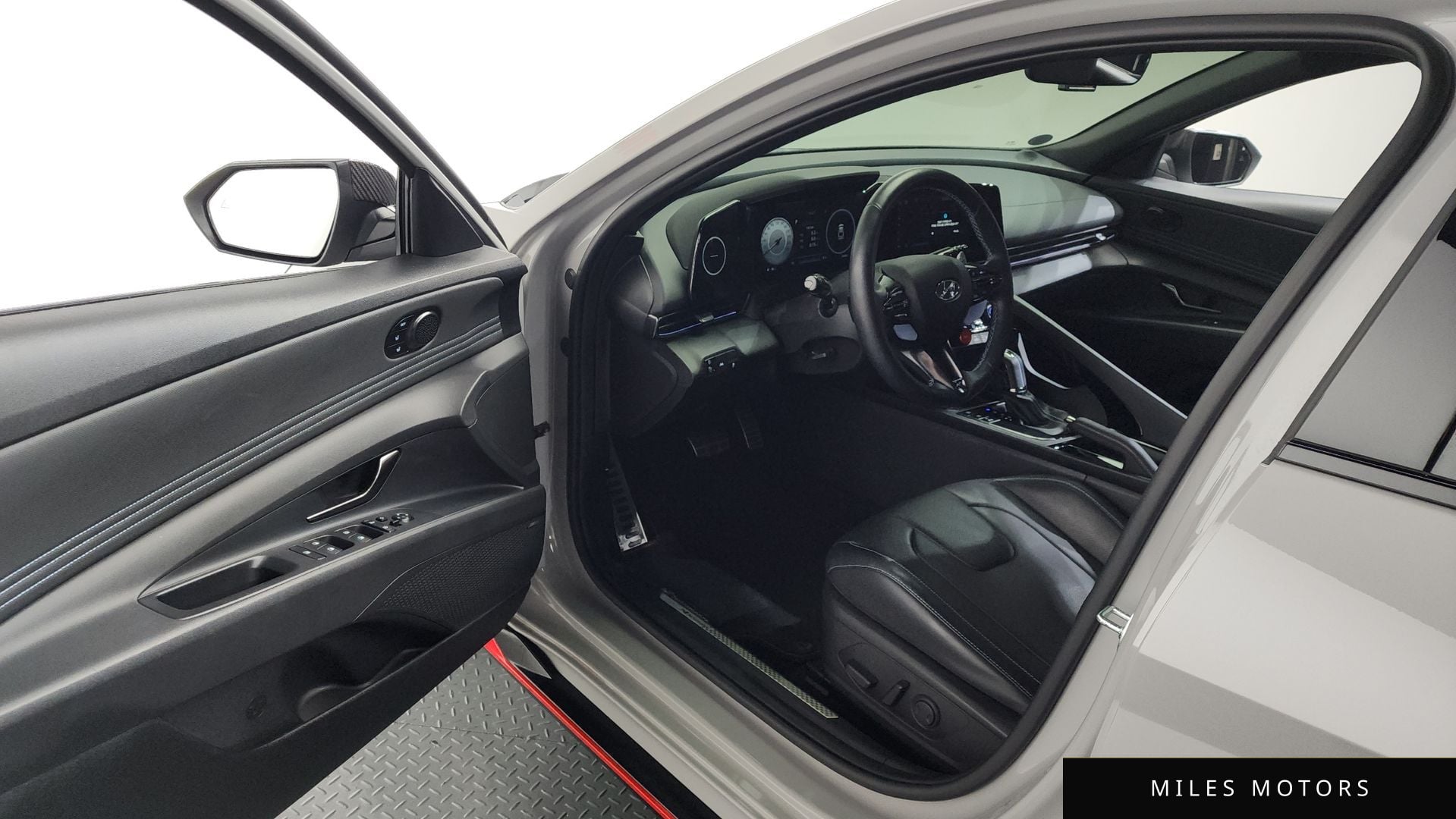 Hyundai AVANTE 2022 — миниатюра 9