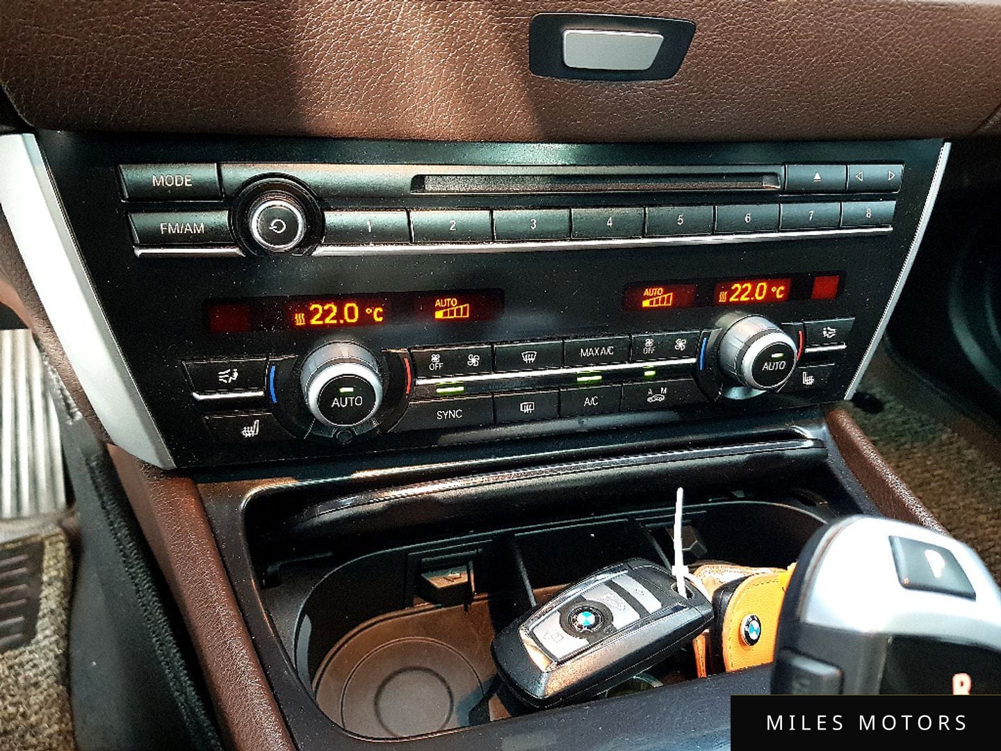 BMW 5 Series GT (F07) 2017 — миниатюра 11