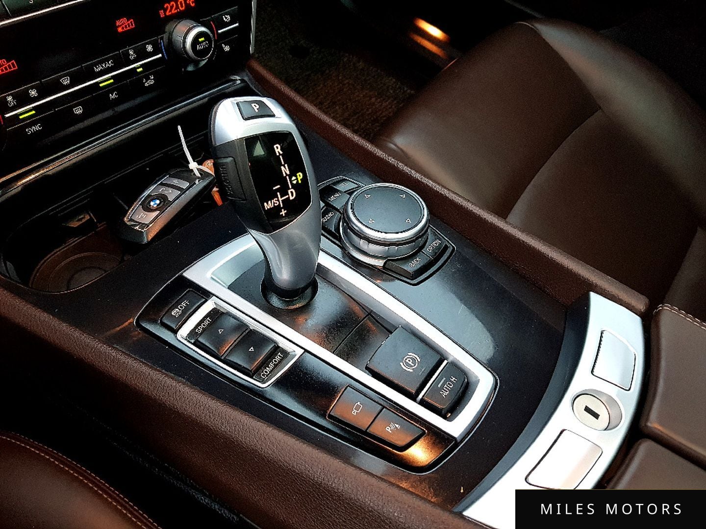 BMW 5 Series GT (F07) 2017 — миниатюра 12