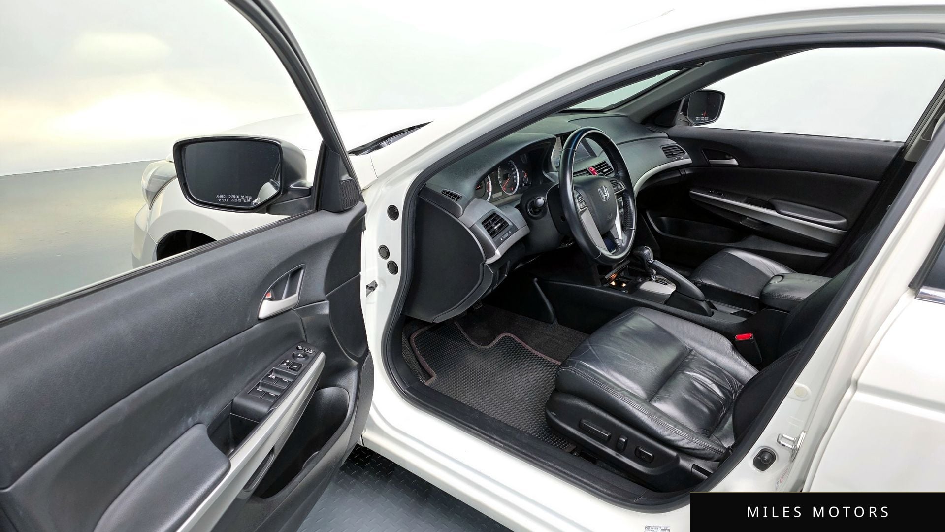 Honda Accord 2011 — миниатюра 11