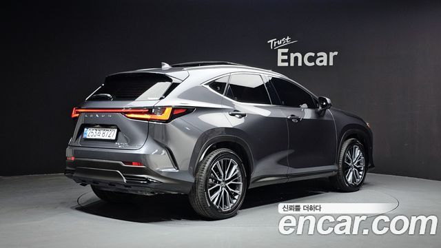 Лексус NX350h 2025 — миниатюра 2