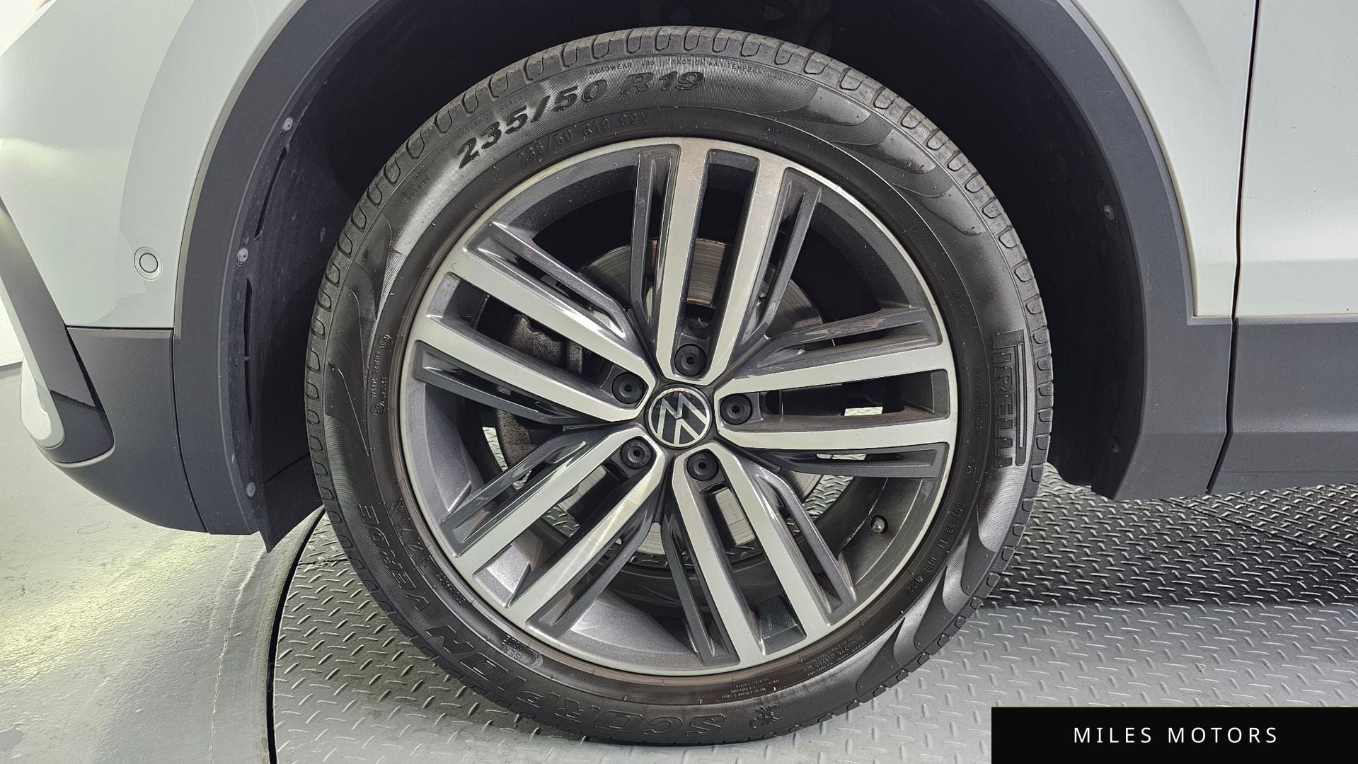 Volkswagen Tiguan 2023 — миниатюра 5