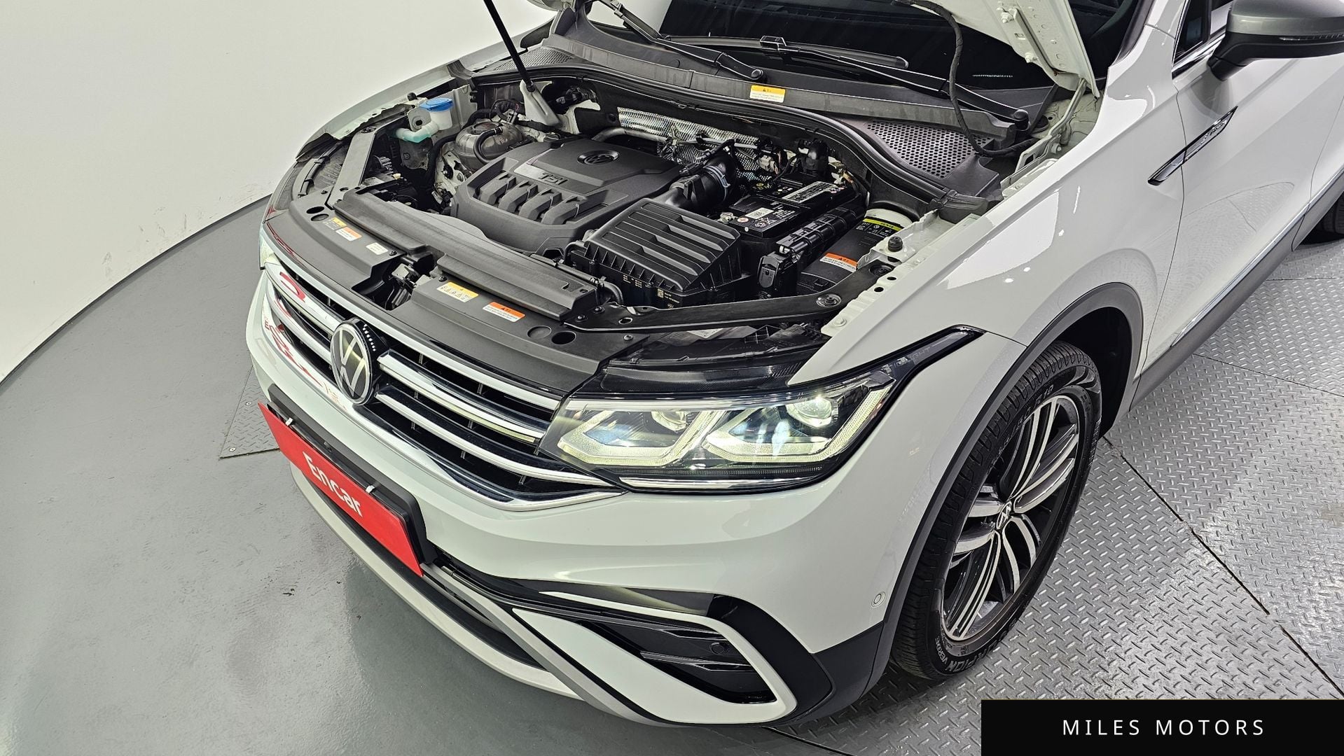 Volkswagen Tiguan 2023 — миниатюра 6