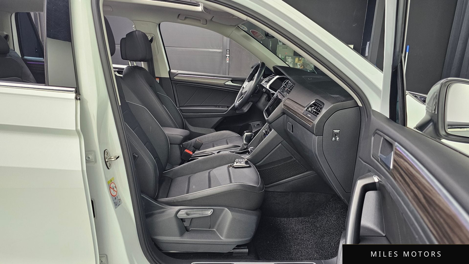 Volkswagen Tiguan 2023 — миниатюра 12