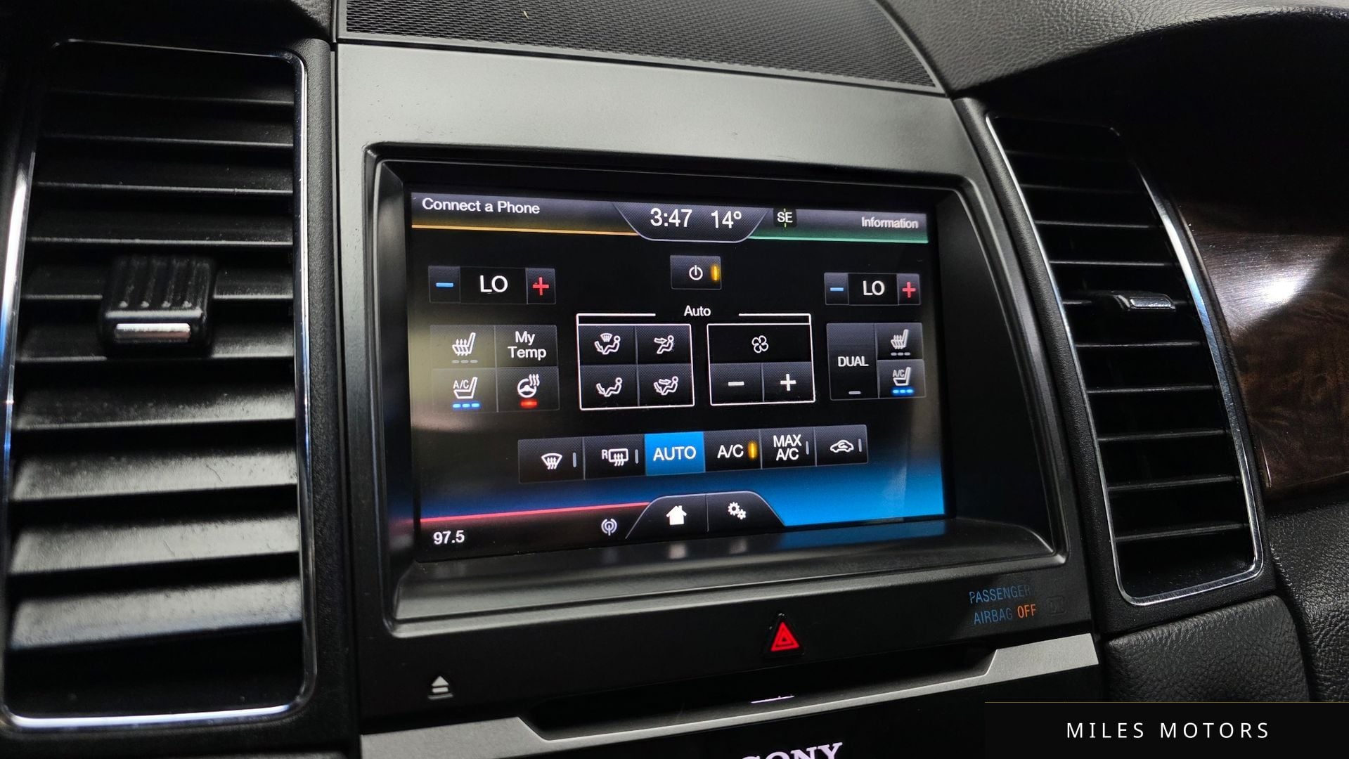 Ford Taurus 2013 — миниатюра 16