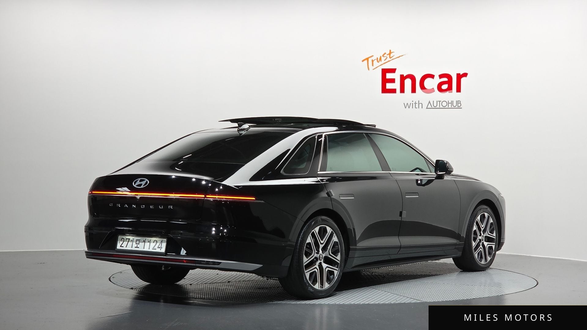 Hyundai Grandeur 2023 — миниатюра 2