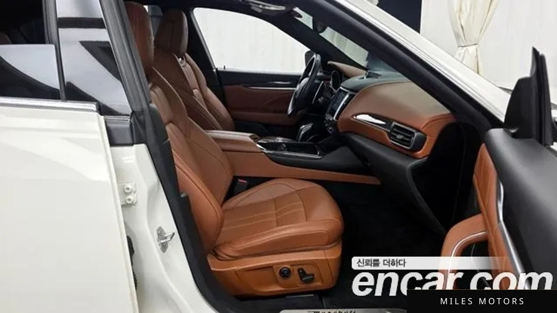 Maserati 르반떼 2019 — миниатюра 11