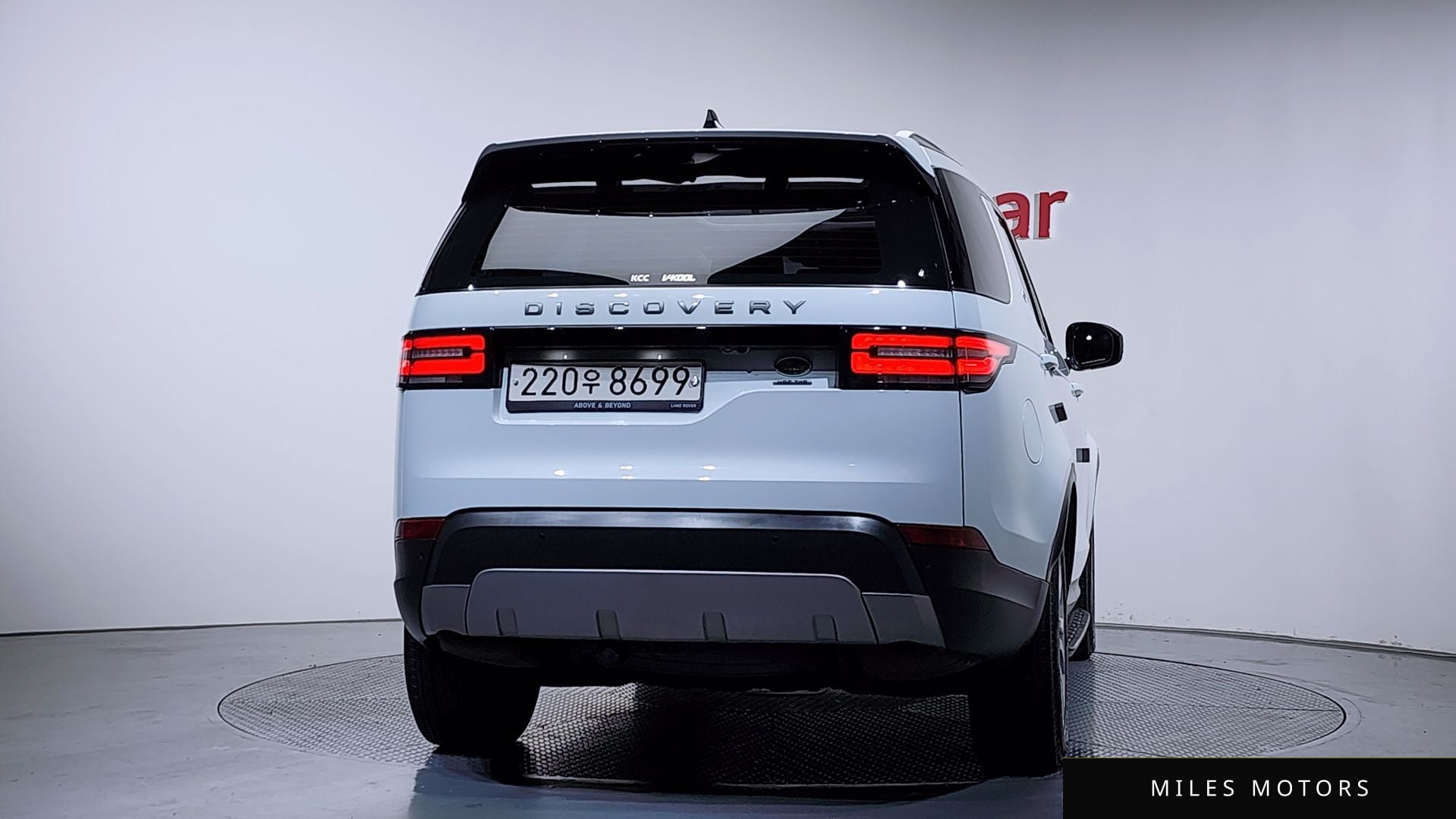 Land Rover Discovery 2017 — миниатюра 4