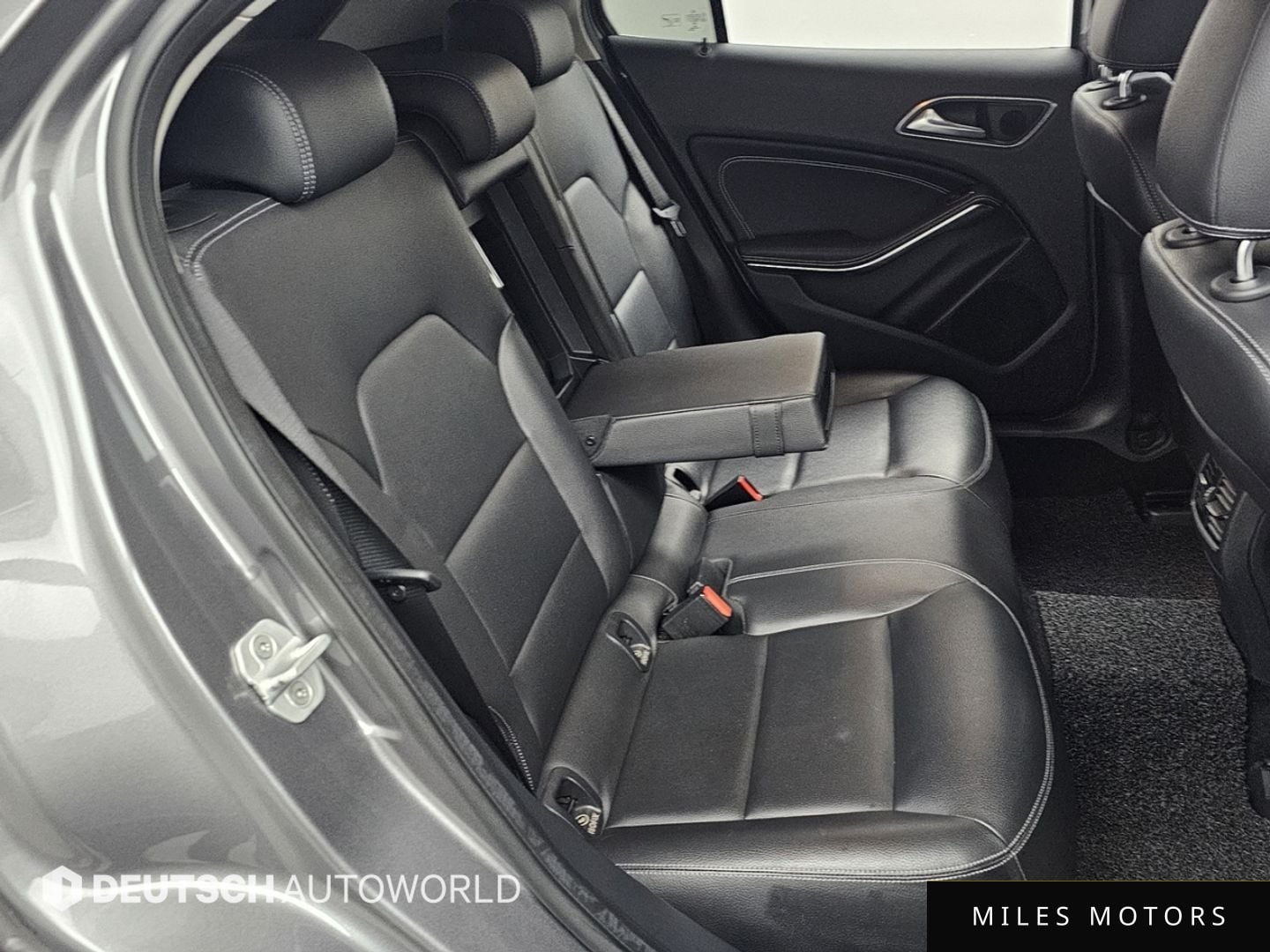 Mercedes-Benz GLA-Class X156 2015 — миниатюра 12