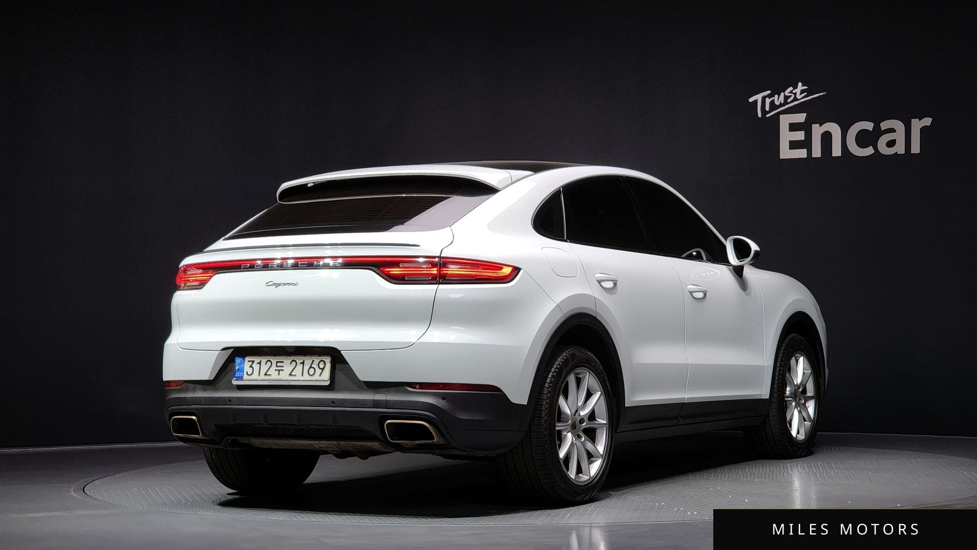 Porsche Cayenne 2020 — миниатюра 2