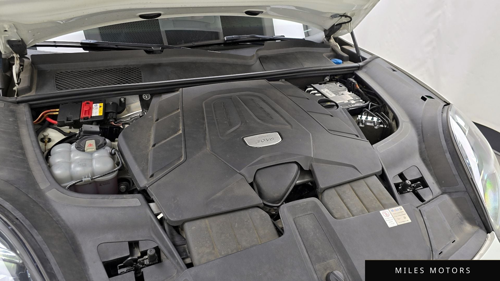 Porsche Cayenne 2020 — миниатюра 6