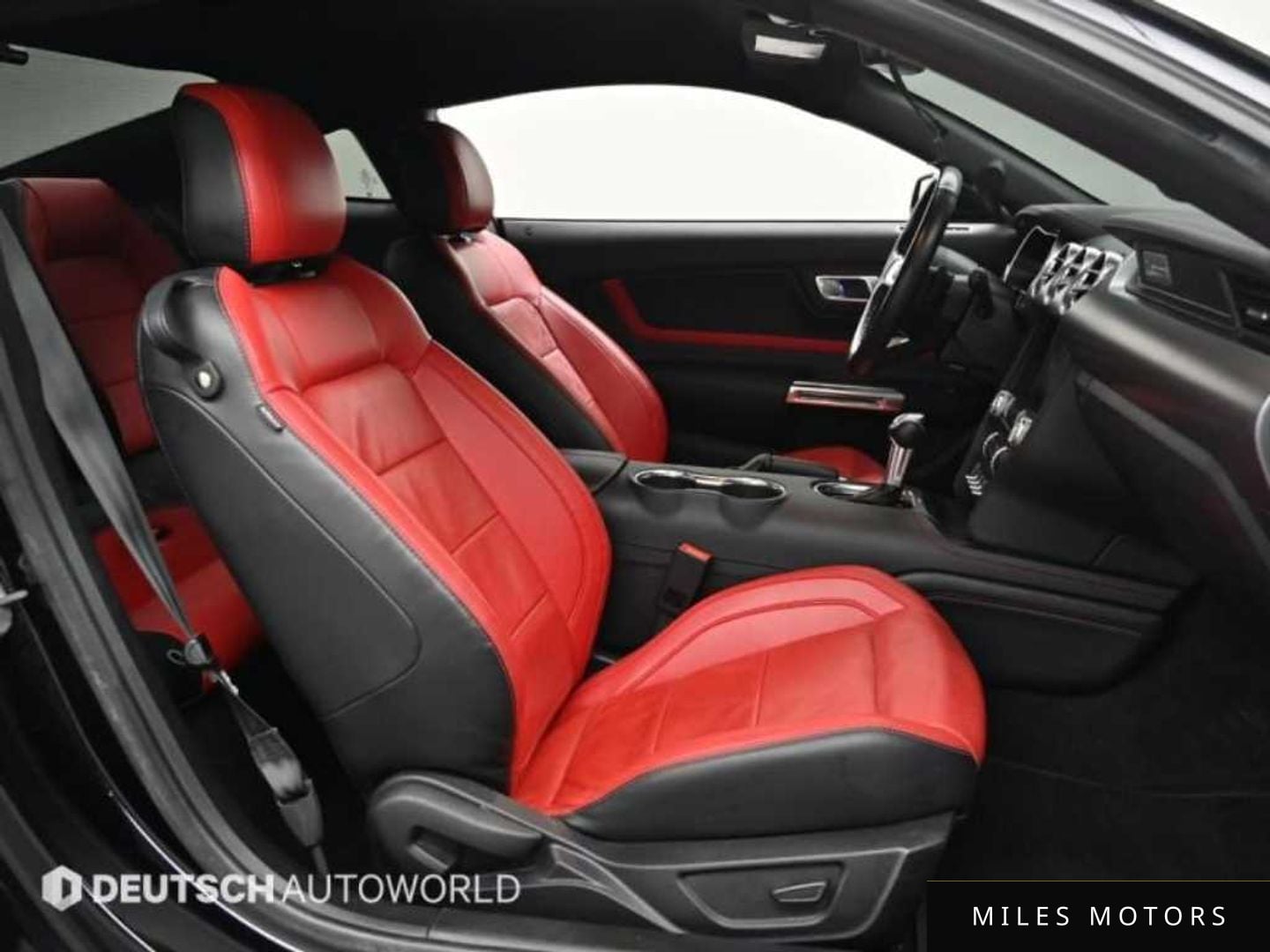 Ford Mustang 2022 — миниатюра 10