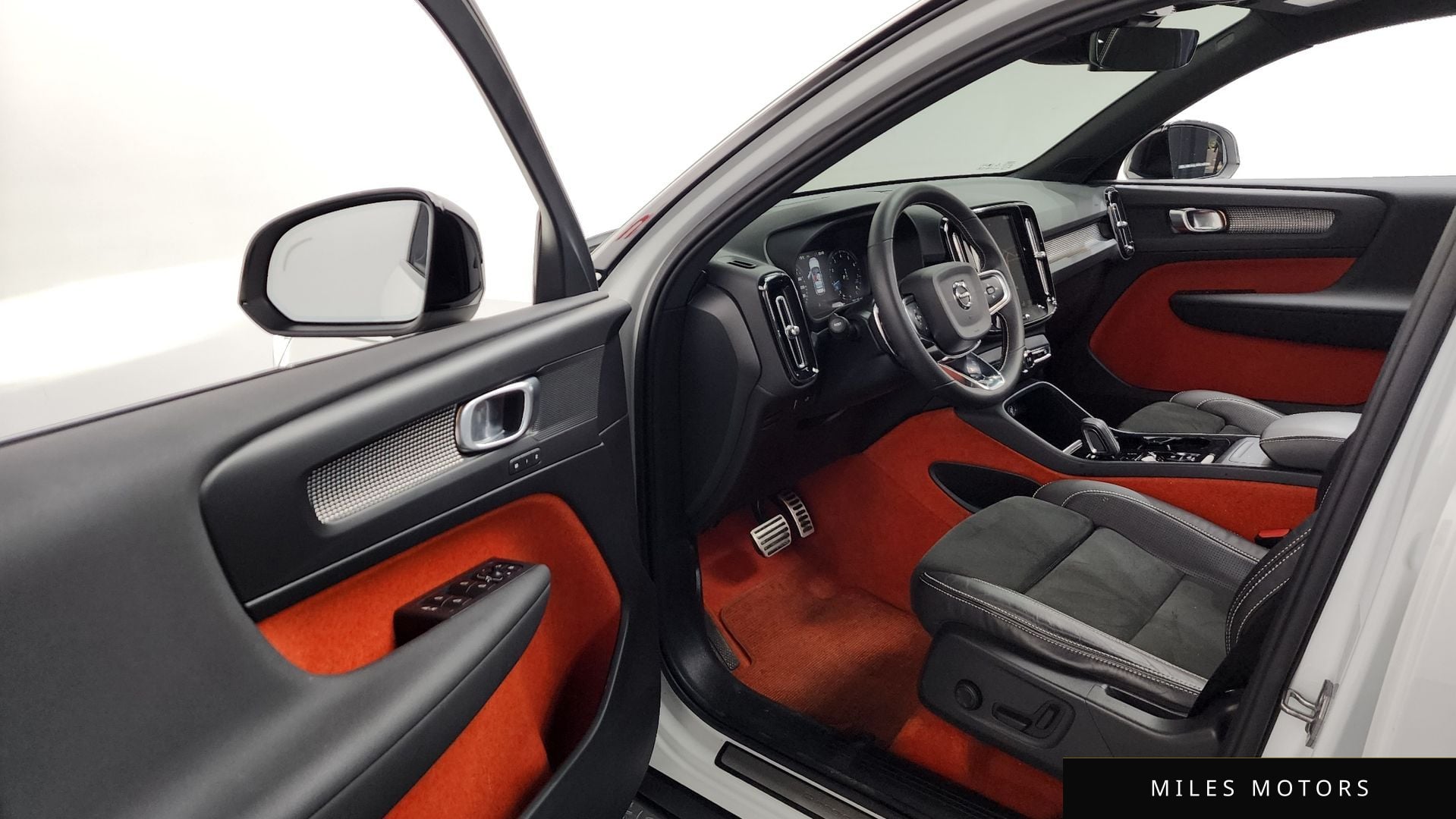 Volvo XC40 2019 — миниатюра 10