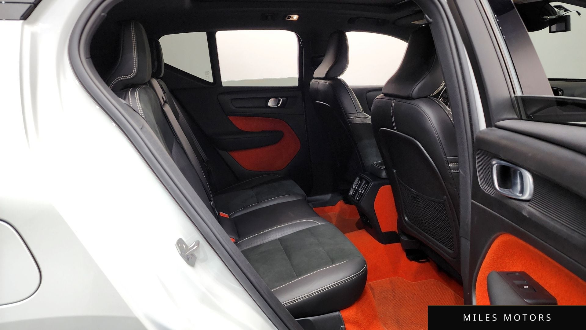 Volvo XC40 2019 — миниатюра 12