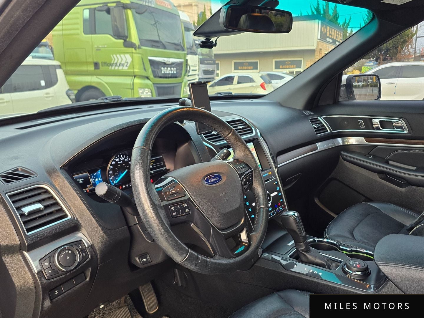 Ford Explorer 2017 — миниатюра 7