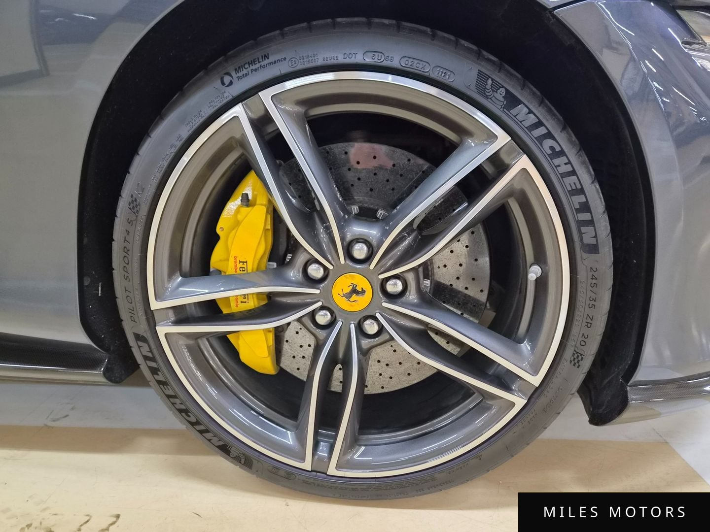 Ferrari 로마 2021 — миниатюра 5