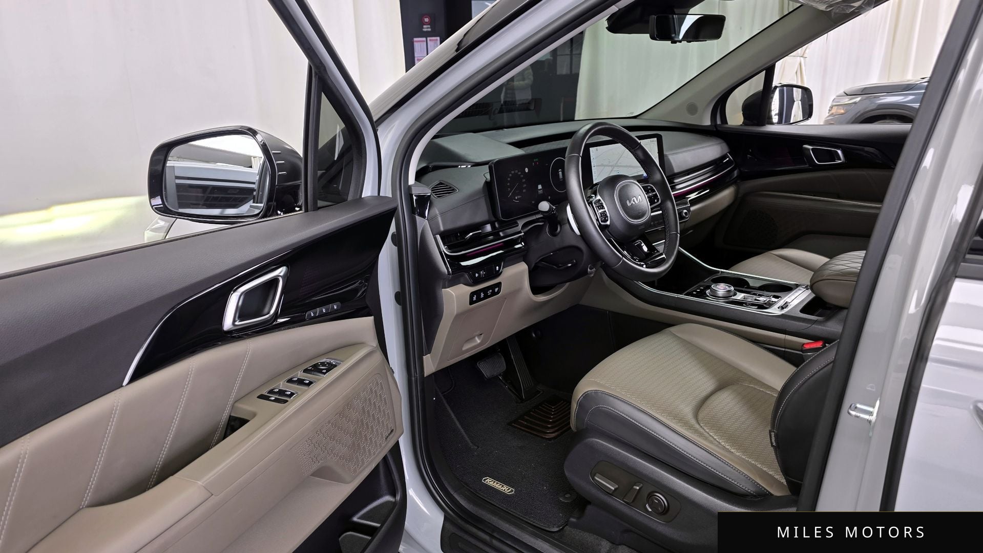 Kia Canival 2025 — миниатюра 10