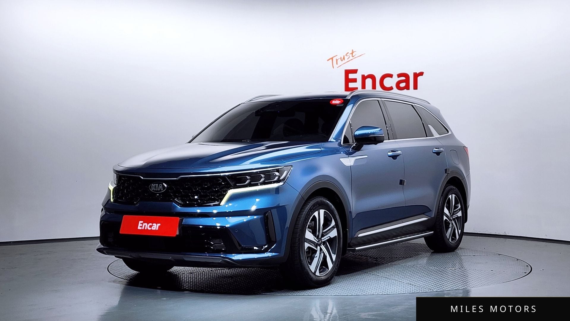 Kia Sorento 2021 — фото 1 из 12