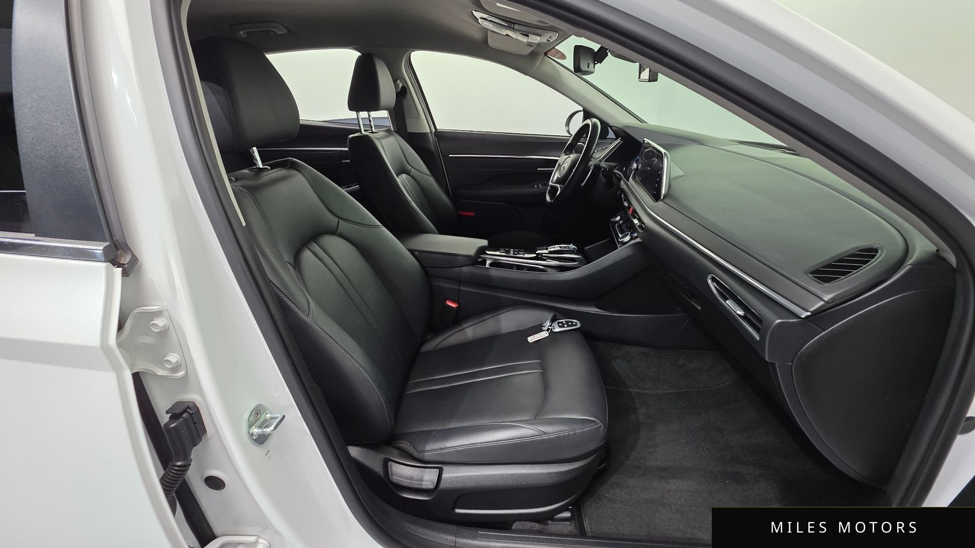 Hyundai Sonata 2022 — миниатюра 10