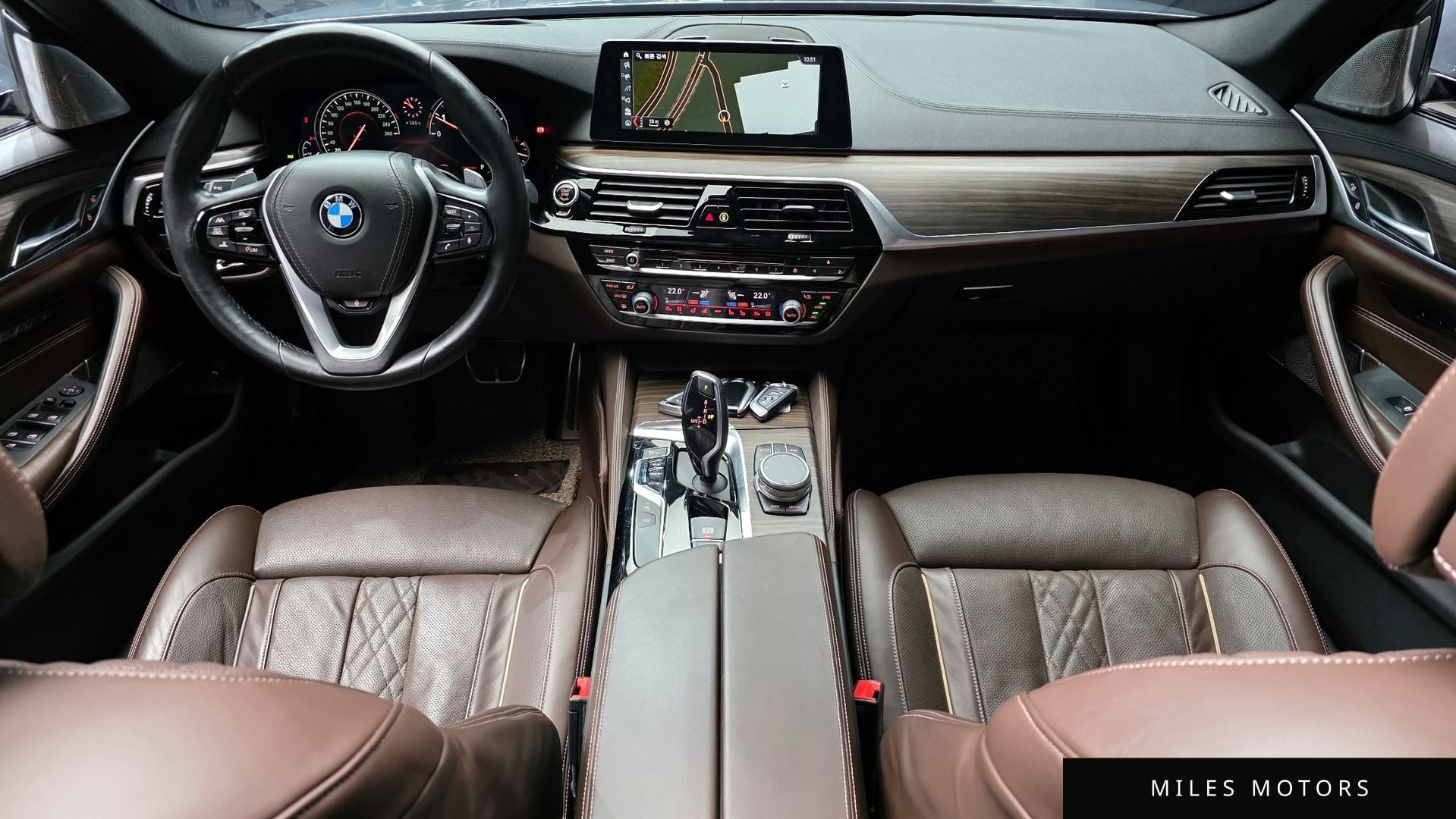 BMW 5 Series (G30) 2017 — миниатюра 7