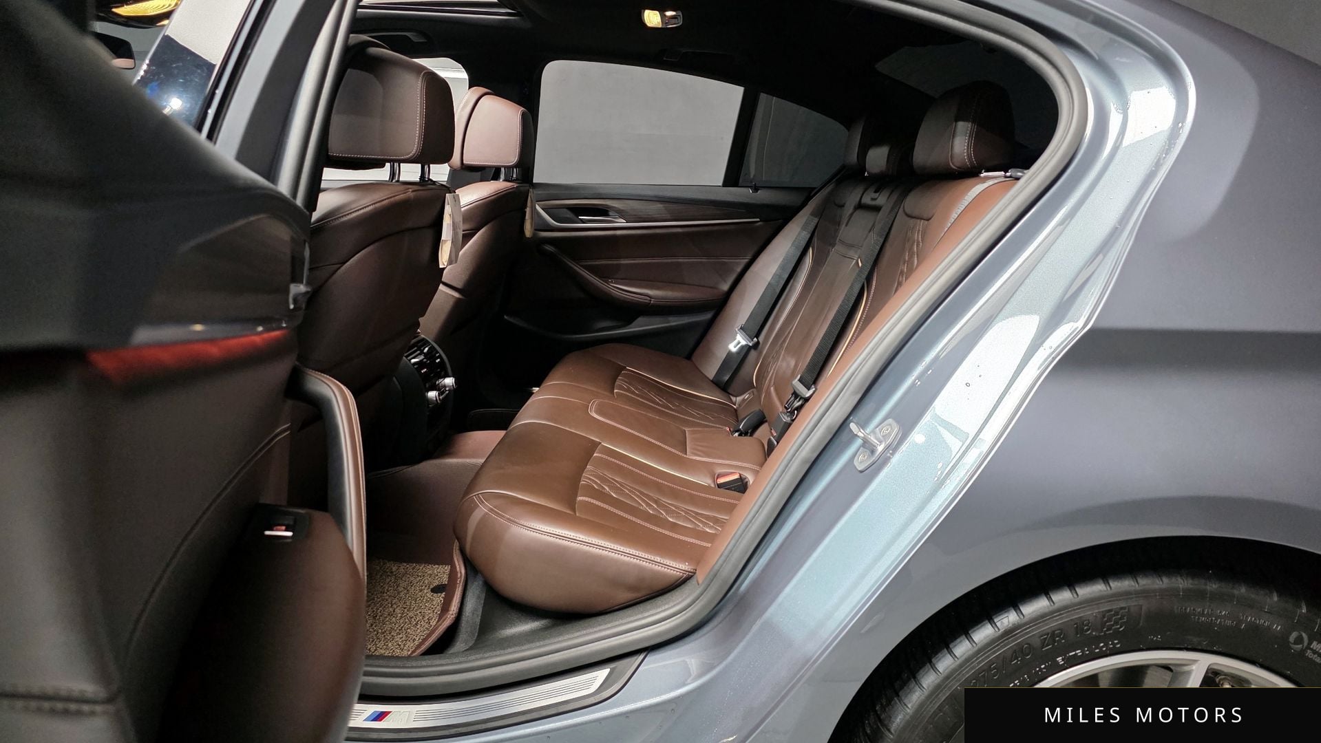 BMW 5 Series (G30) 2017 — миниатюра 12
