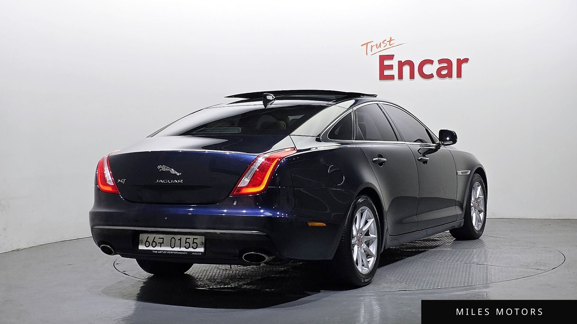 Jaguar All New XJ 2016 — миниатюра 2