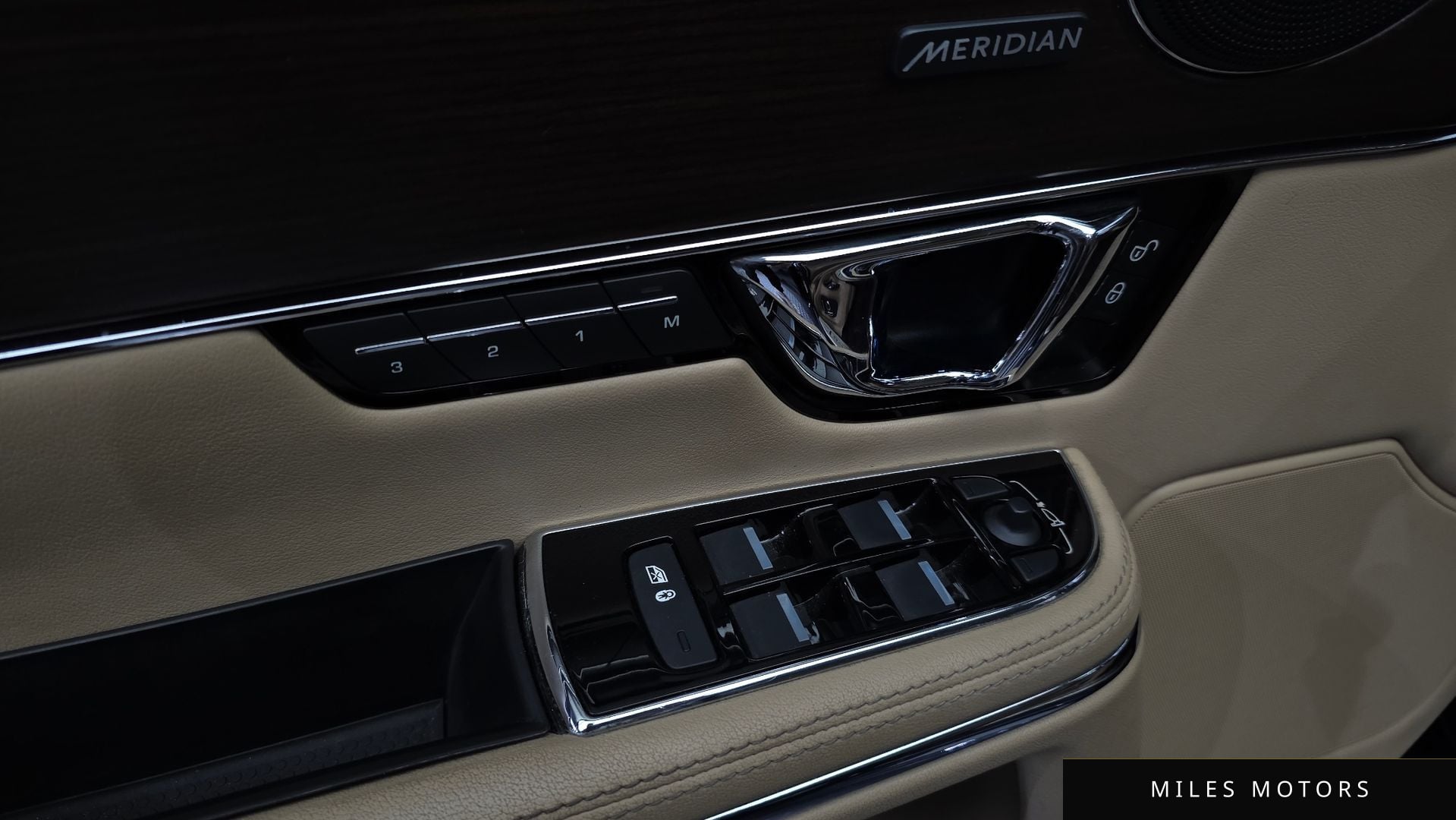 Jaguar All New XJ 2016 — миниатюра 12