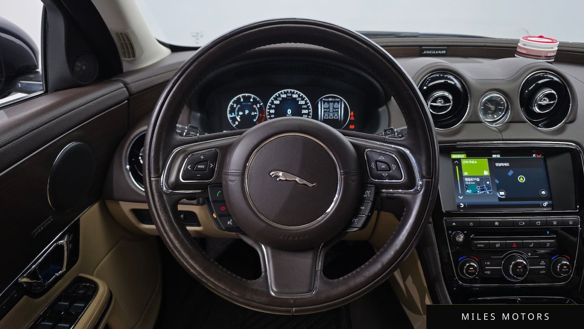 Jaguar All New XJ 2016 — миниатюра 14