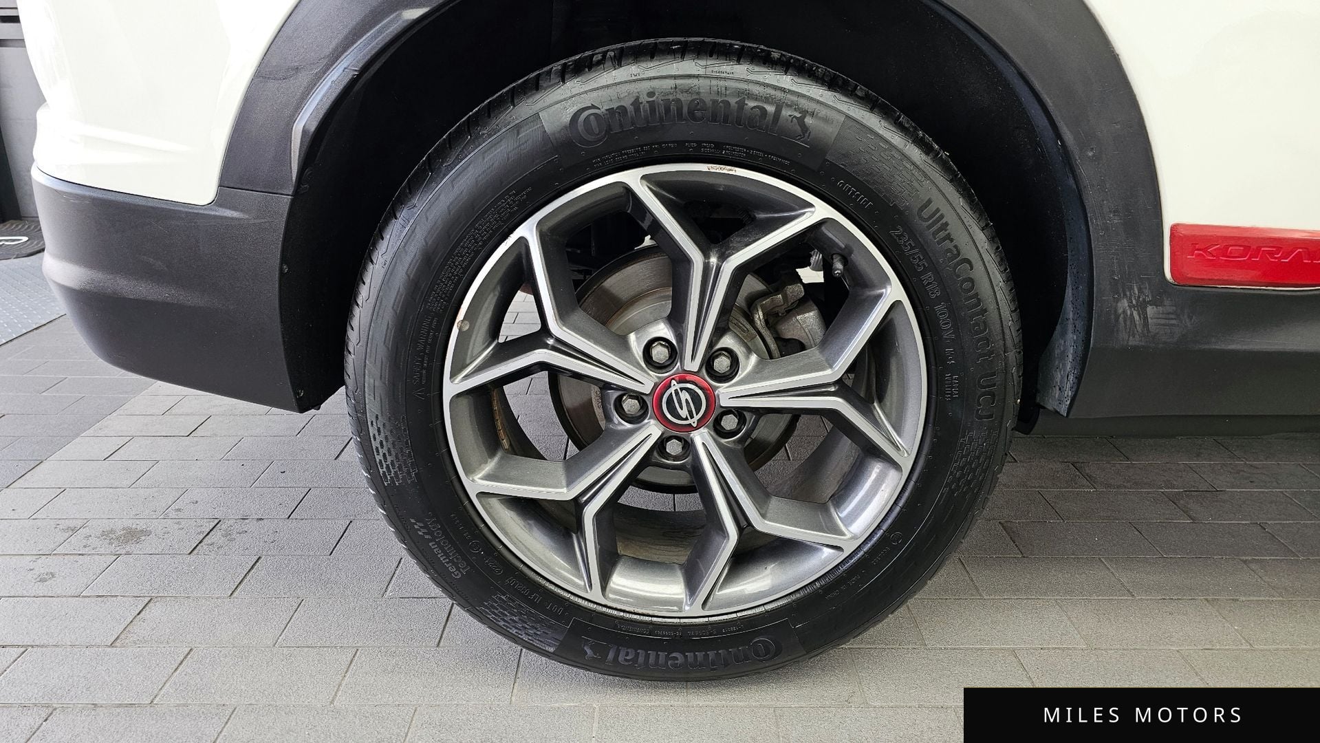 KG Mobility Beautiful Korando 2022 — миниатюра 5