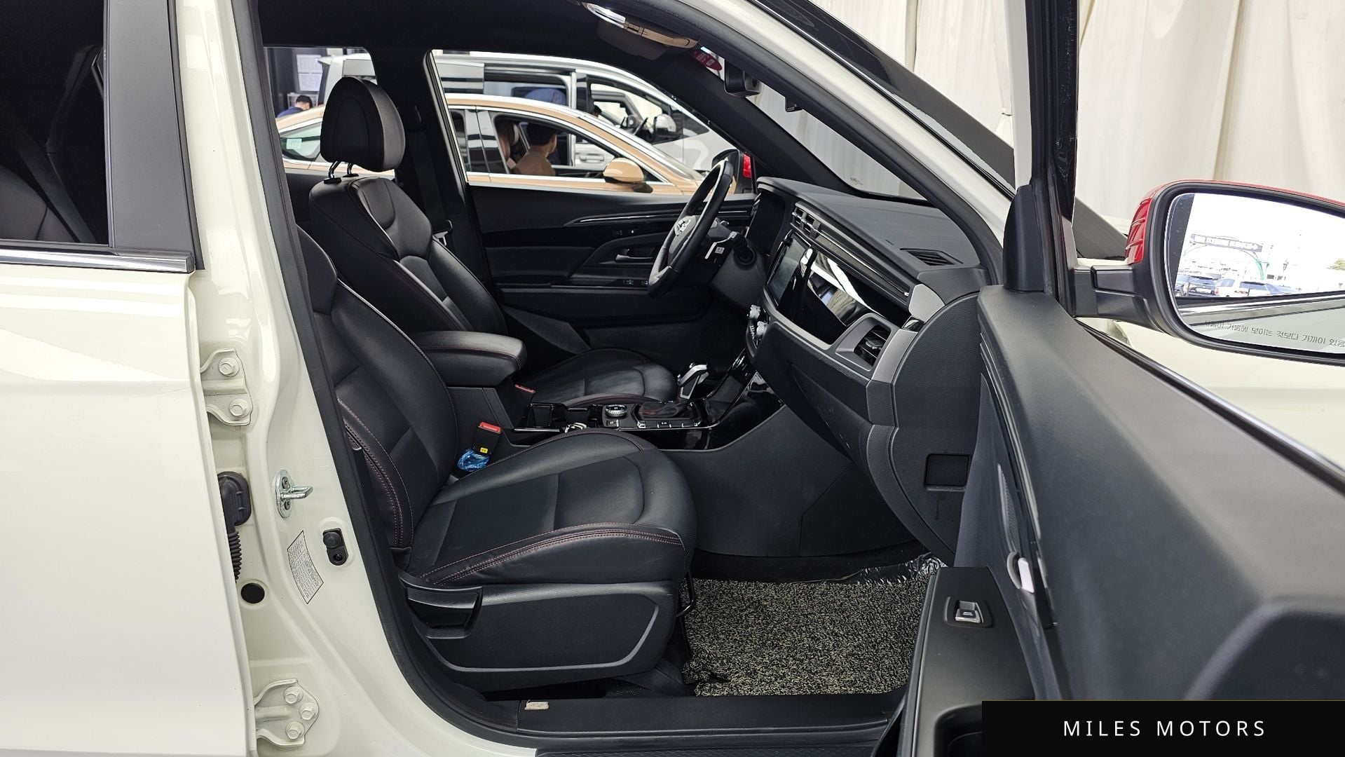 KG Mobility Beautiful Korando 2022 — миниатюра 11