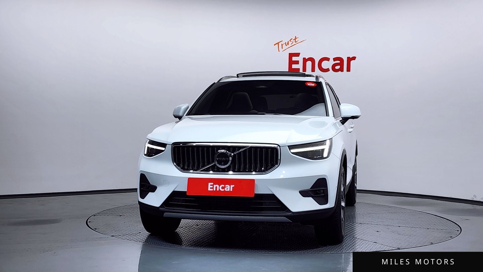 Volvo XC40 2025 — миниатюра 3